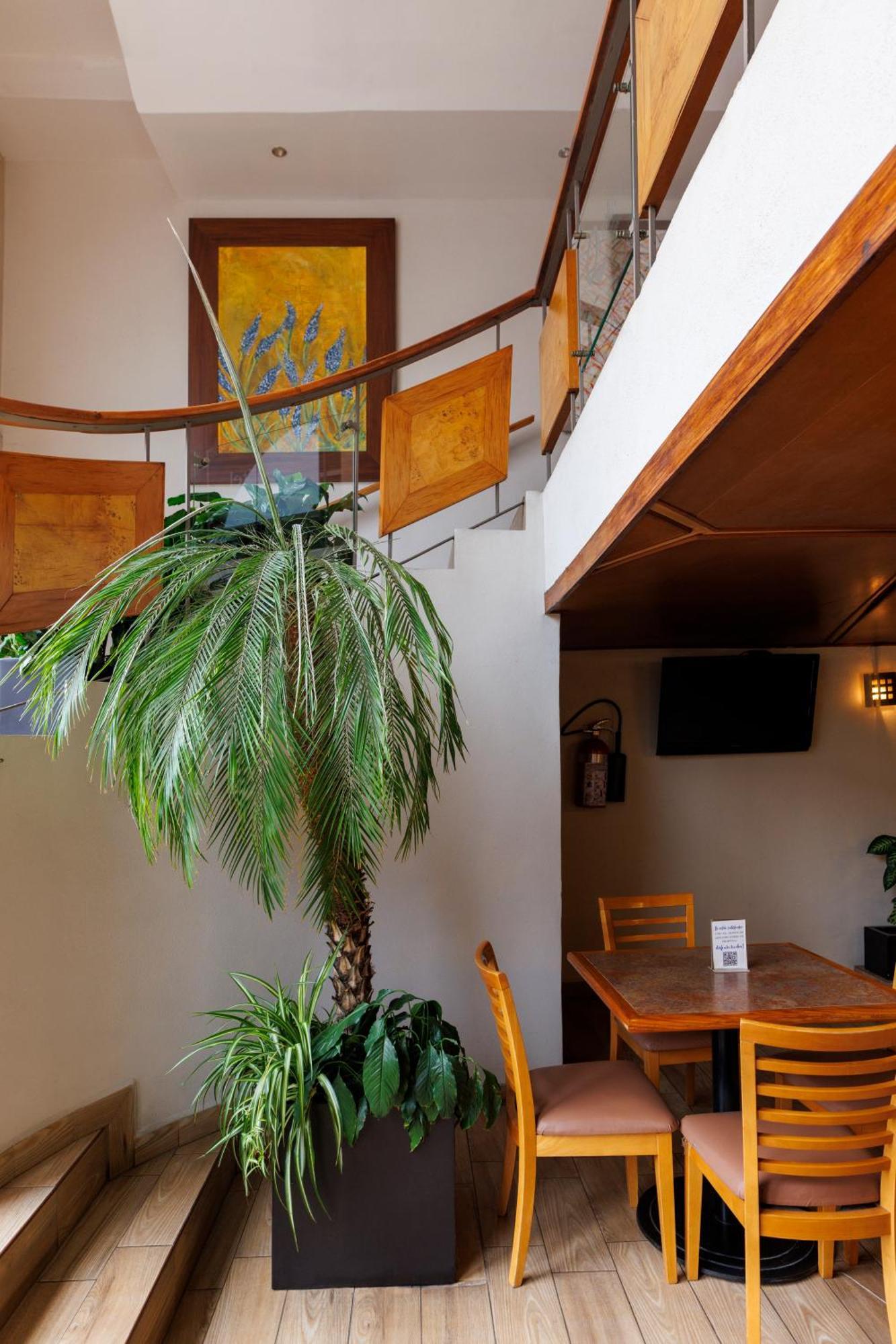 Hotel Qualitel Centro Historico 모렐리아 외부 사진