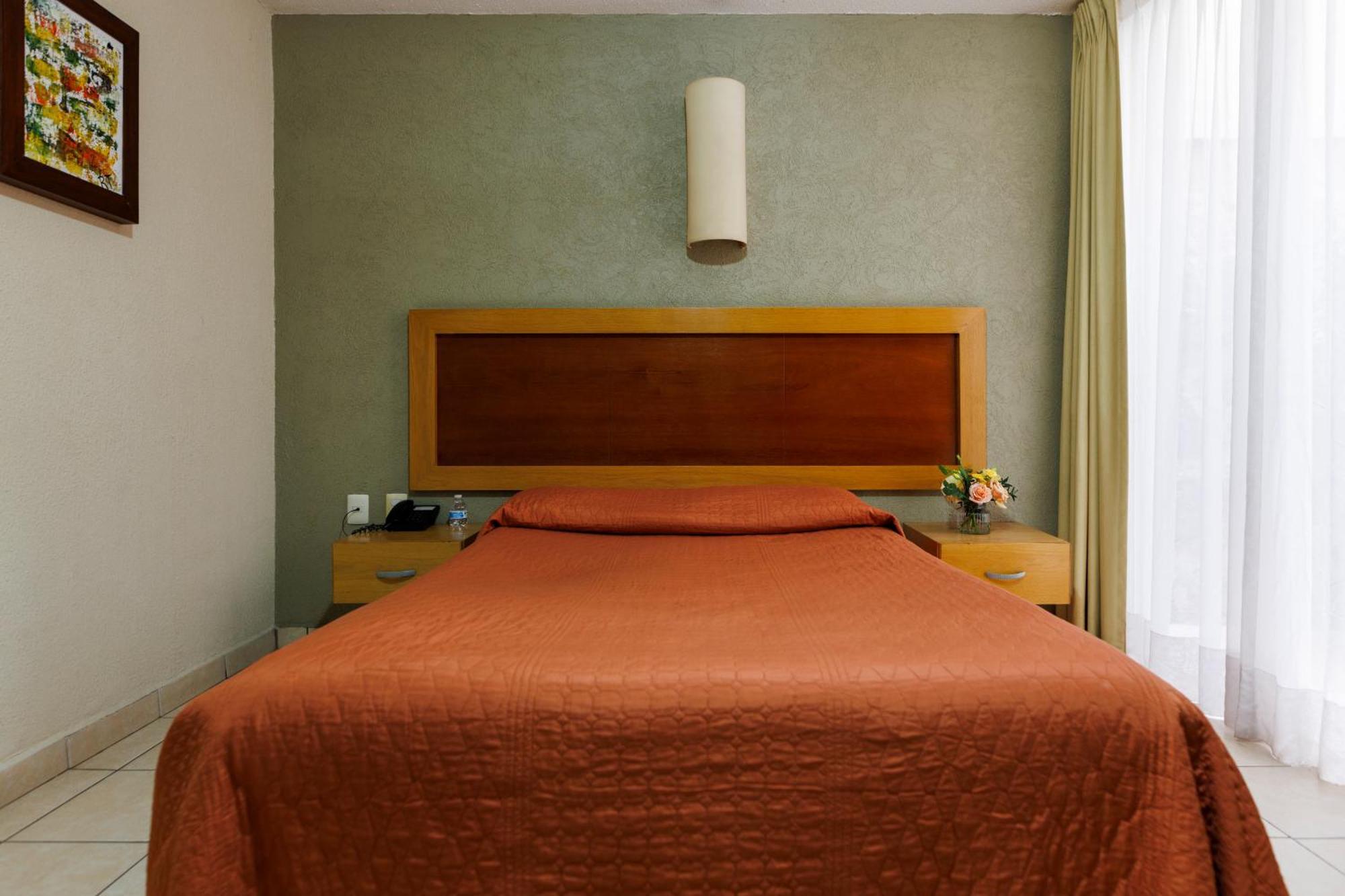 Hotel Qualitel Centro Historico 모렐리아 외부 사진