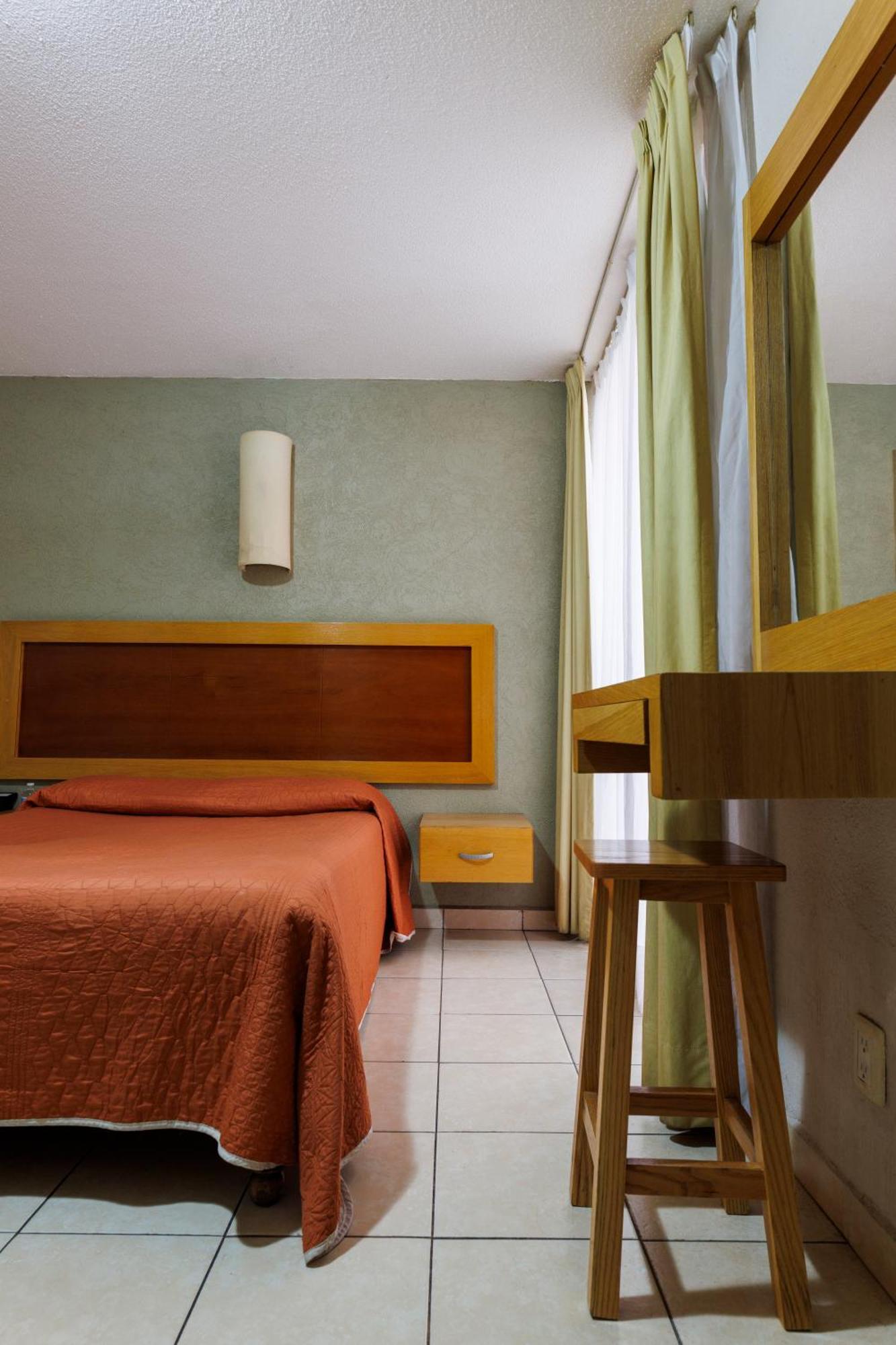 Hotel Qualitel Centro Historico 모렐리아 외부 사진